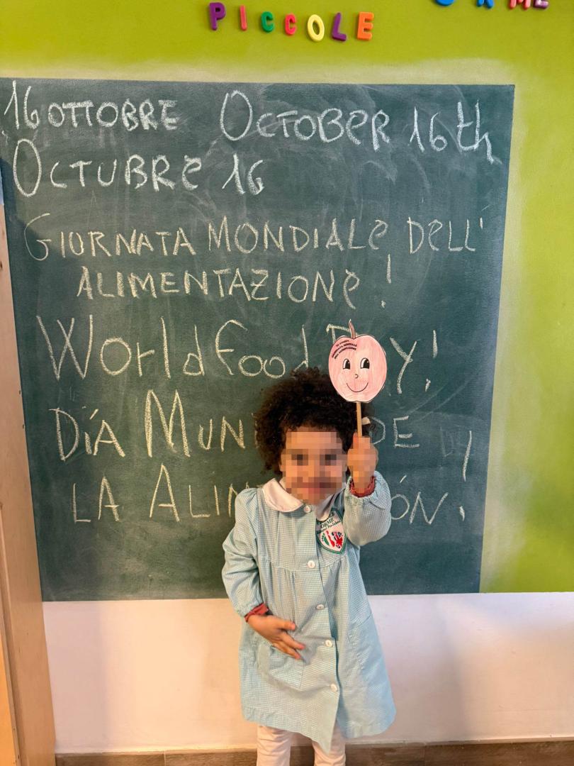 Attività plurilingue dei bambini di Piccole Orme
