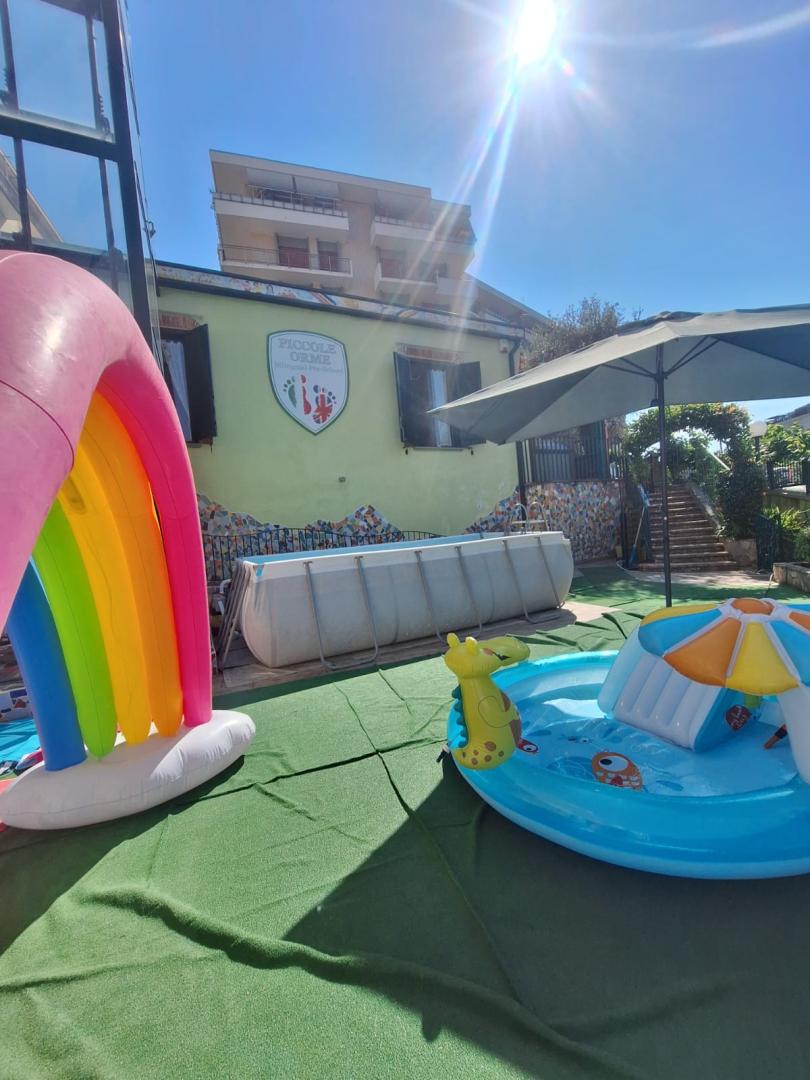 Spazi esterni di Piccole Orme durante il Summer Camp